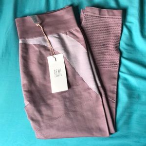 NWT ✨ FABLETICS DEMI LOVATO LEGGINGS